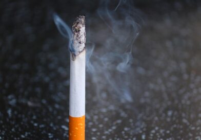 ‘내 집에서 피우는데 왜?’ vs ‘간접흡연 고통’… 층간 흡연 잔혹사