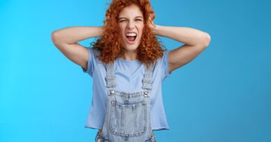 “평소보다 소리가 유난히 크게 들린다면”… 청각 과민이 보내는 신경계 신호