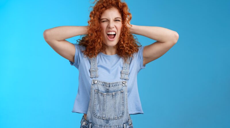 “평소보다 소리가 유난히 크게 들린다면”… 청각 과민이 보내는 신경계 신호